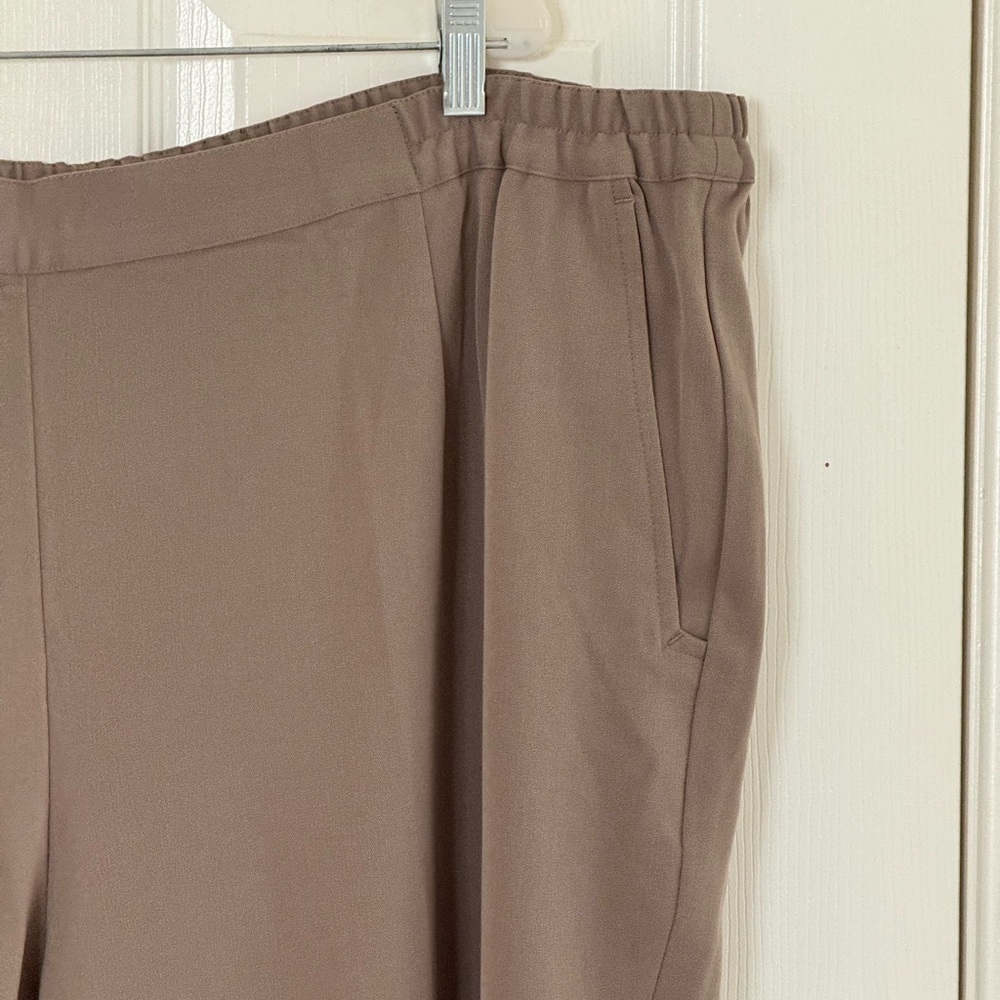 Appleseed's Classic Dark Khaki/Olive Green Women's Trousers - Picture 3 of 8